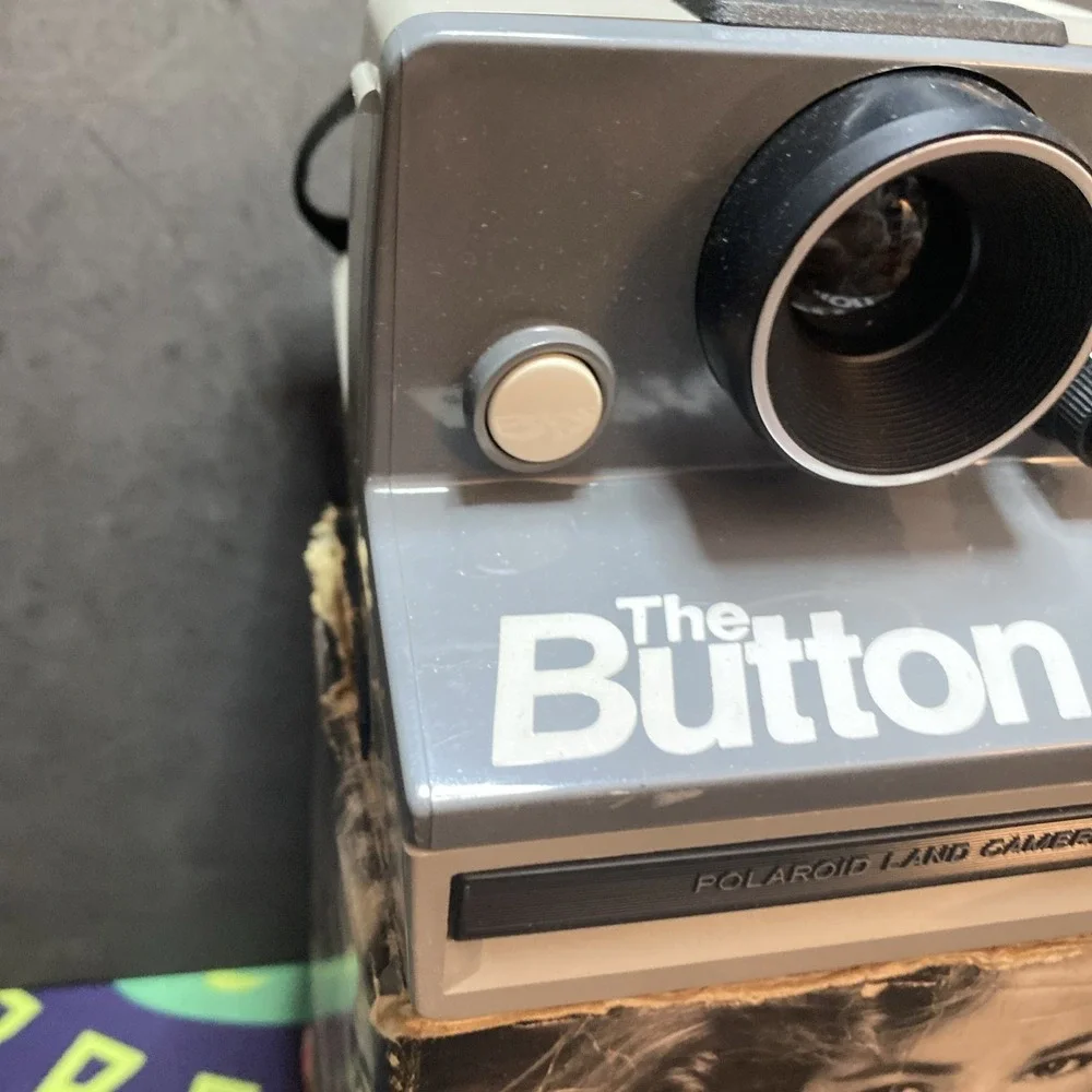 Vintage Polaroid The Button with box Instant Camera And Instructions Nice D1